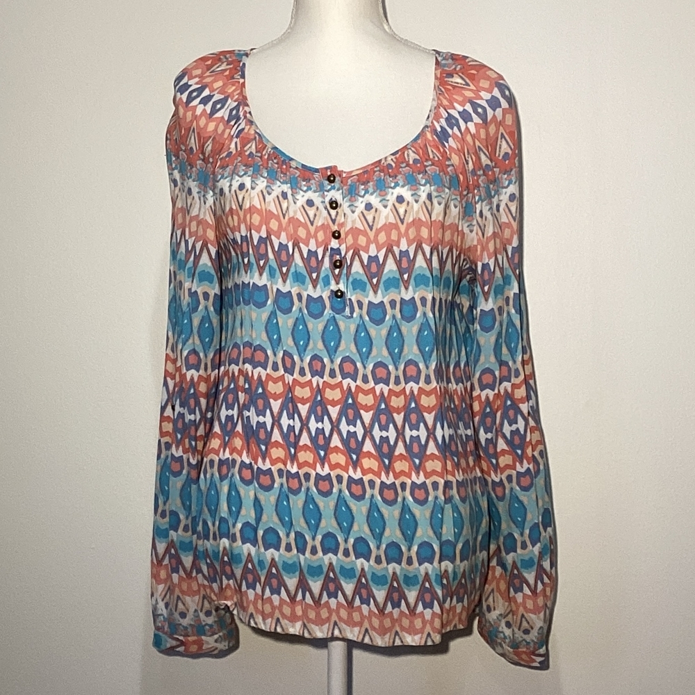 Red Camel Multicolored Long Sleeve Tunic with Graphic Design